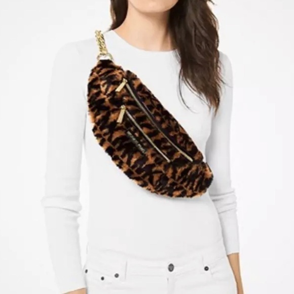 Michael Kors Mott Fur Belt Bag, Acorn Multi NWT - Picture 2 of 11